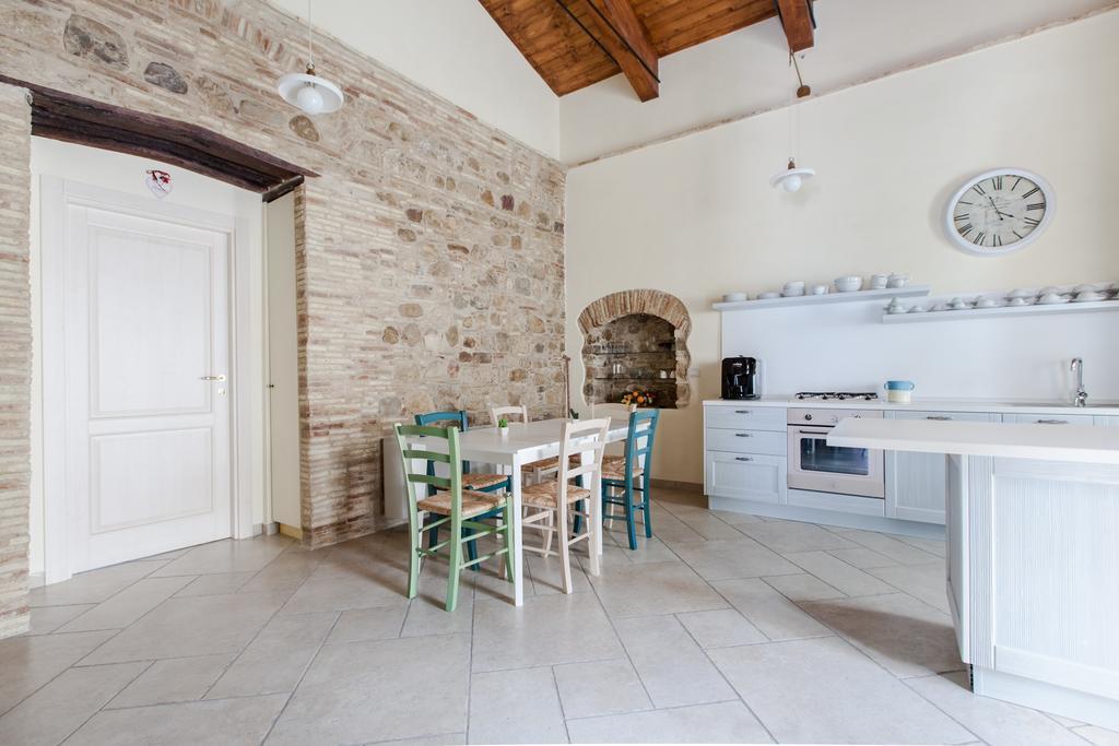 A Casa Nostra Residenza Di Charme Bed & Breakfast Candela ภายนอก รูปภาพ